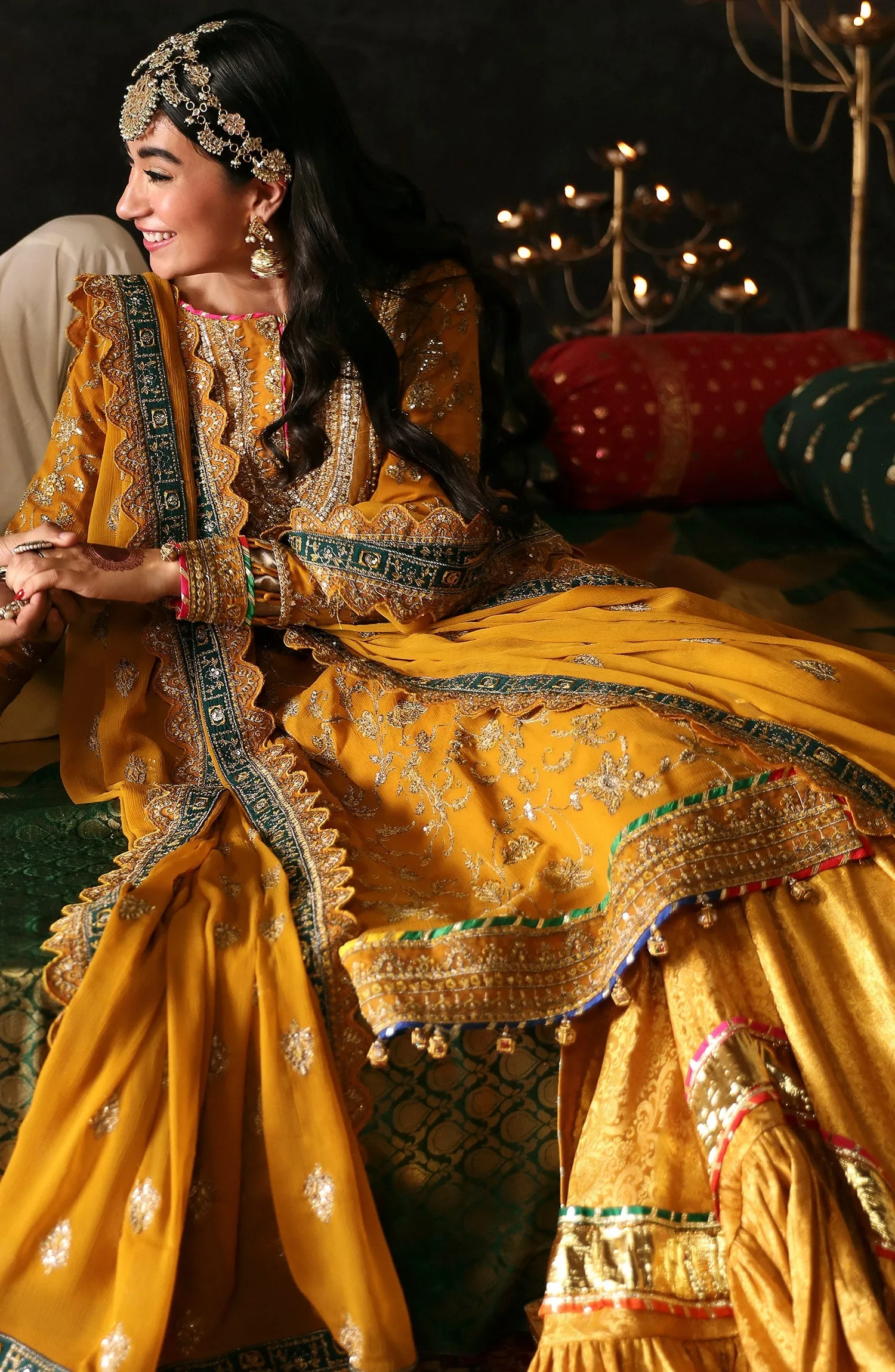 Emaan Adeel Devdas Exquisite Luxury Formals – ROSHAN JAHAN