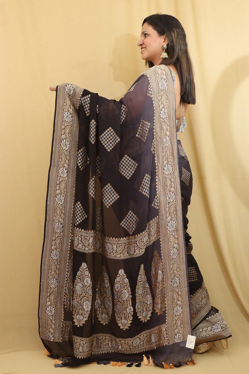 Exquisite Black & Grey Banarasi Georgette Saree