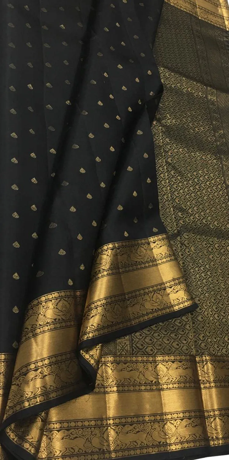 Exquisite Black Handloom Kanjeevaram Pure Silk Saree