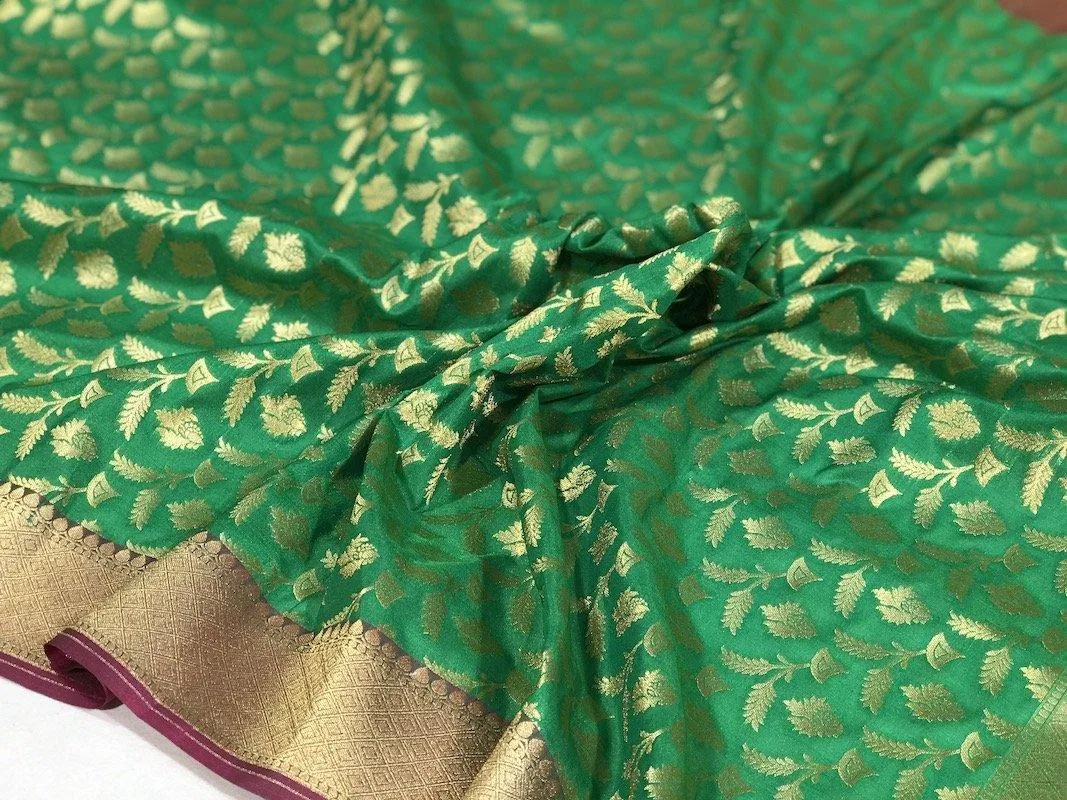 Exquisite Green Handloom Banarasi Silk Dupatta