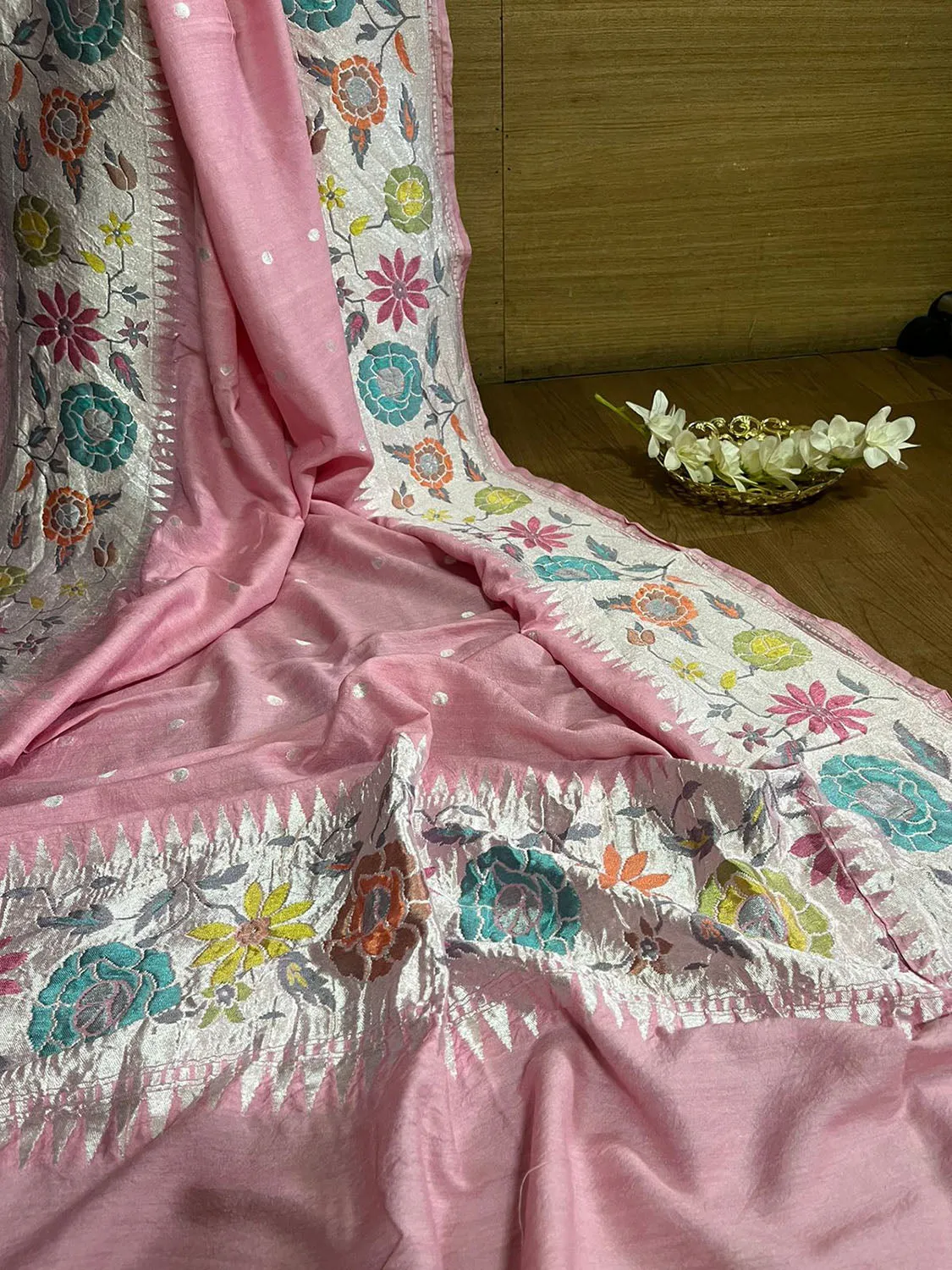 Exquisite Pink Banarasi Handloom Pure Moonga Silk Dupatta