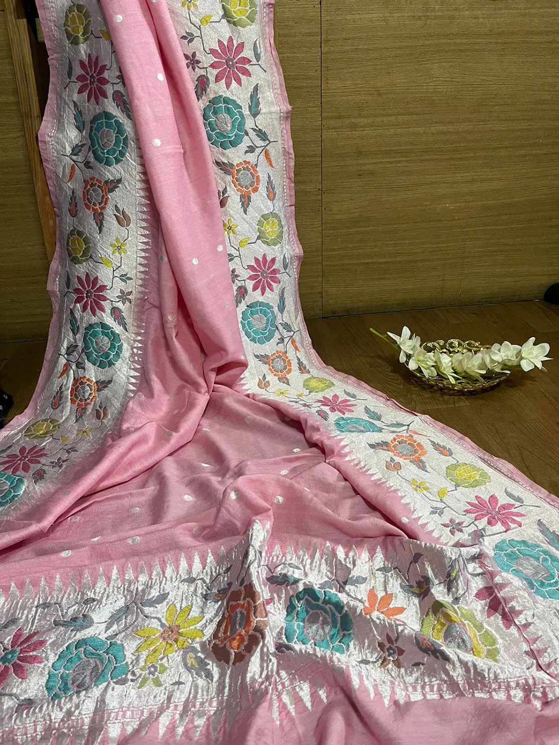 Exquisite Pink Banarasi Handloom Pure Moonga Silk Dupatta