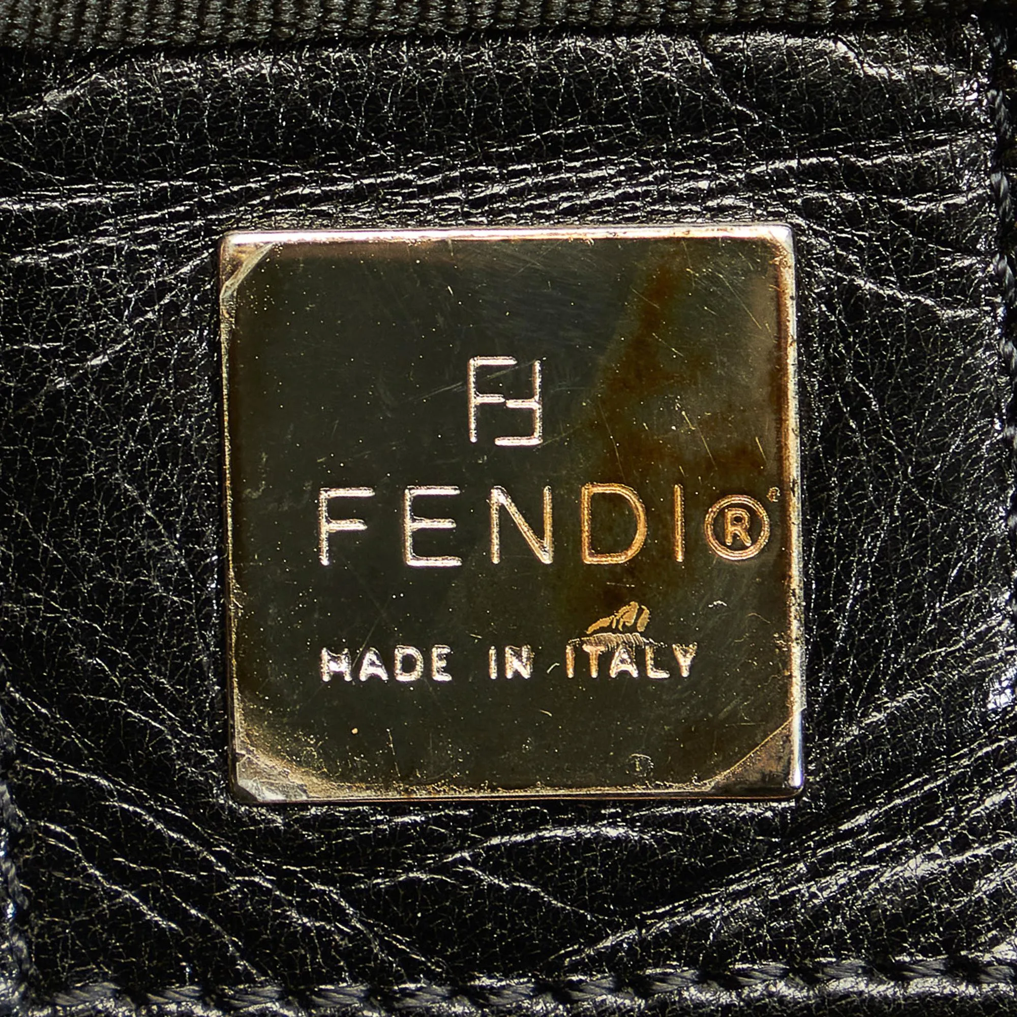 Fendi Nylon Shoulder Bag (SHG-27009)