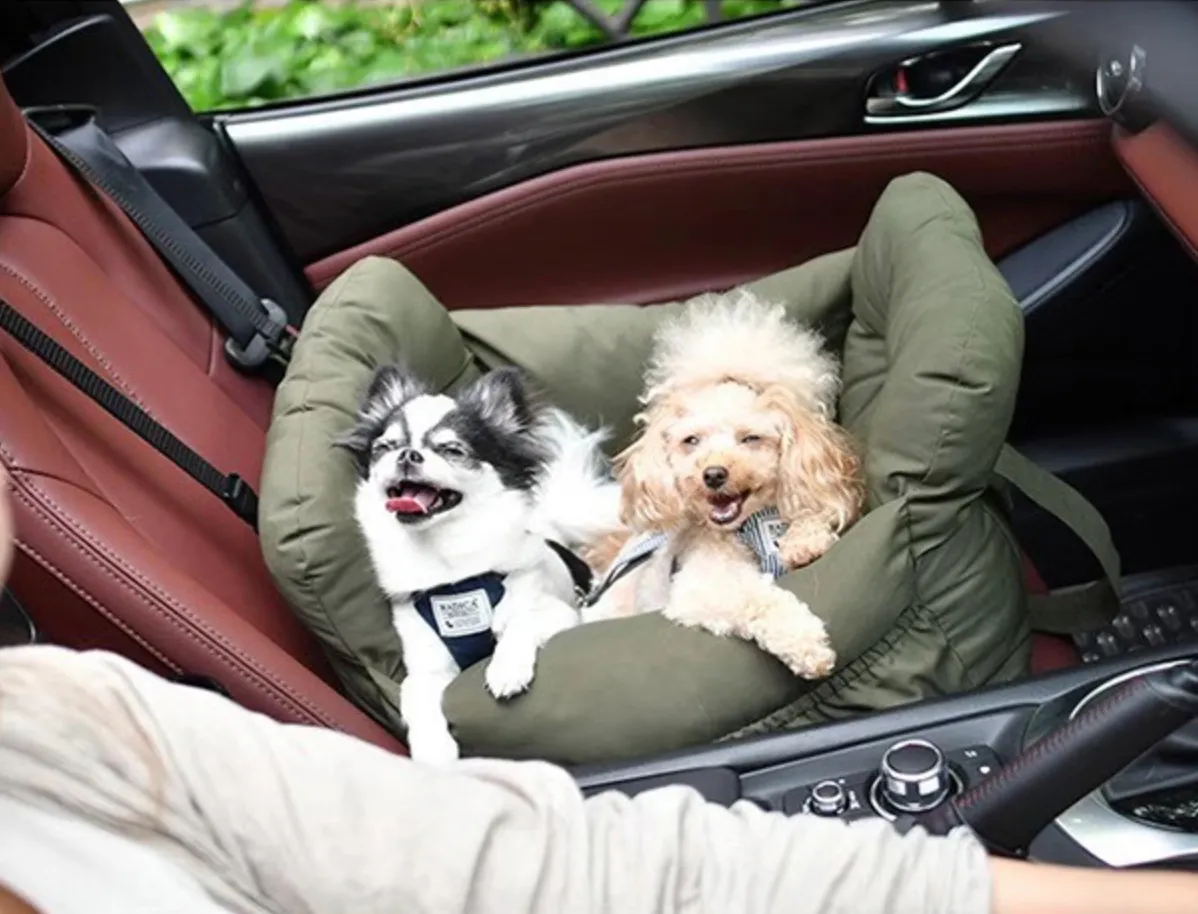 Japanese Brand Light weight Dog Car Seat / Carrier