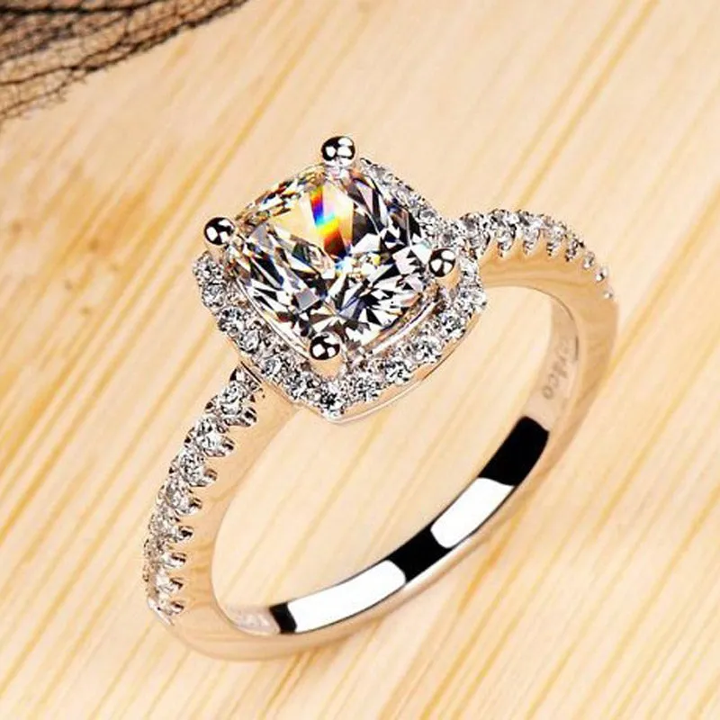 Luxurious 2 ct Rings Female Ring Bijoux Newest White Zinc Alloy 4 Prong Zirconia Crystal Wedding Engagement Rings For Women