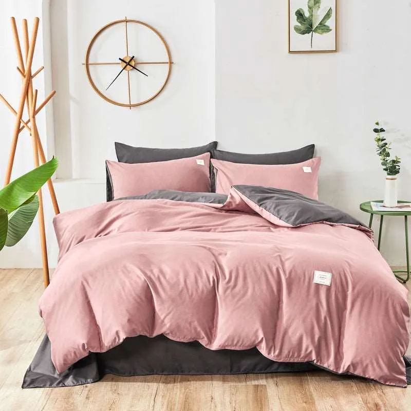 Luxurious 4 Piece Bedding Set