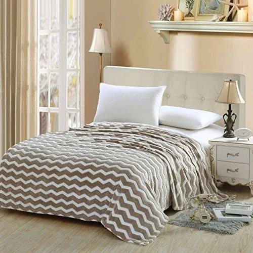 Luxurious Zigzag Modern Chevron Micro Fleece Blanket