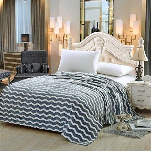 Luxurious Zigzag Modern Chevron Micro Fleece Blanket