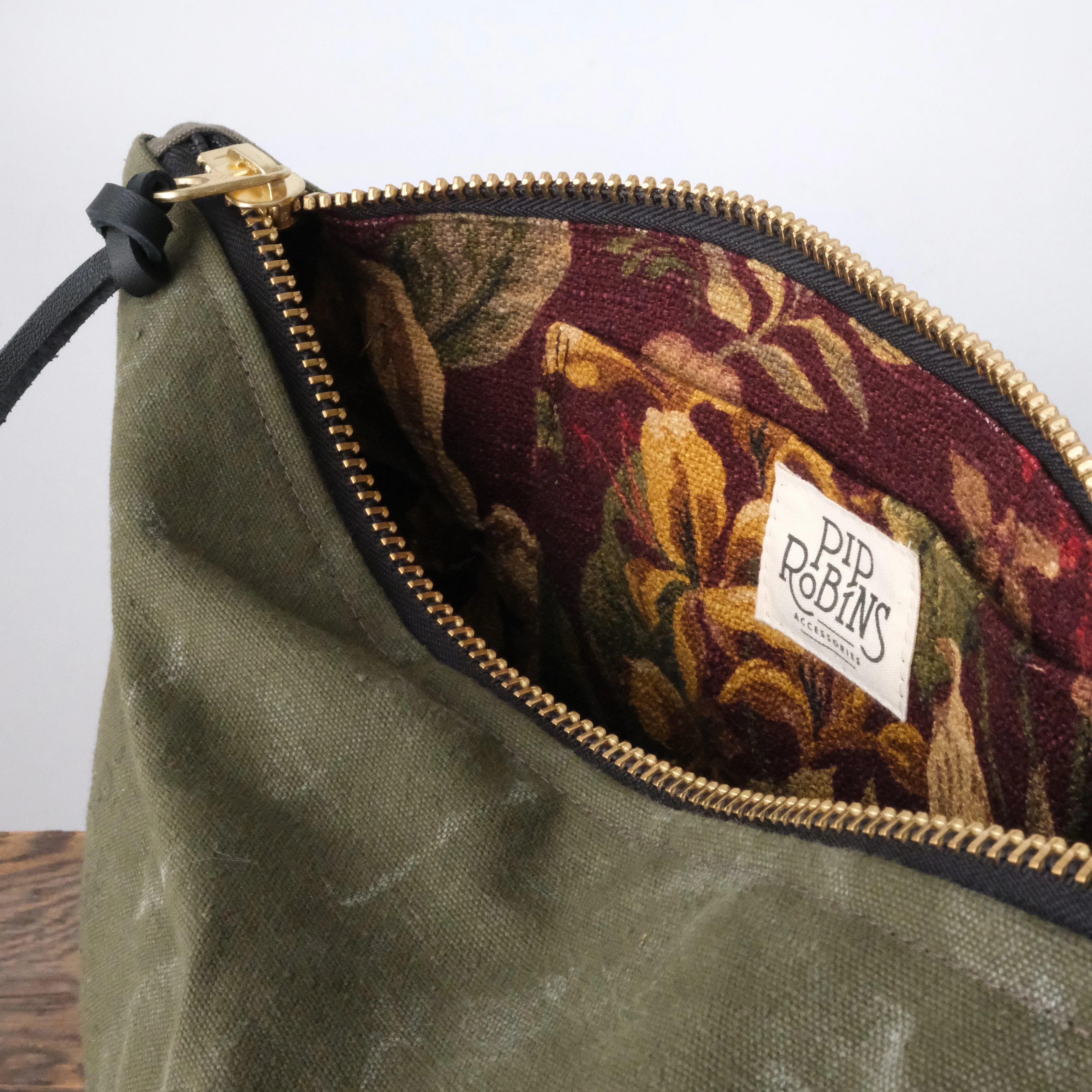 Military Tote No. 92