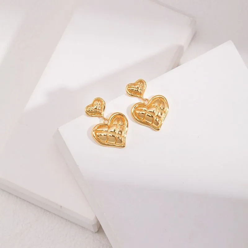 Plaid Heart Earrings - Gold Vermeil