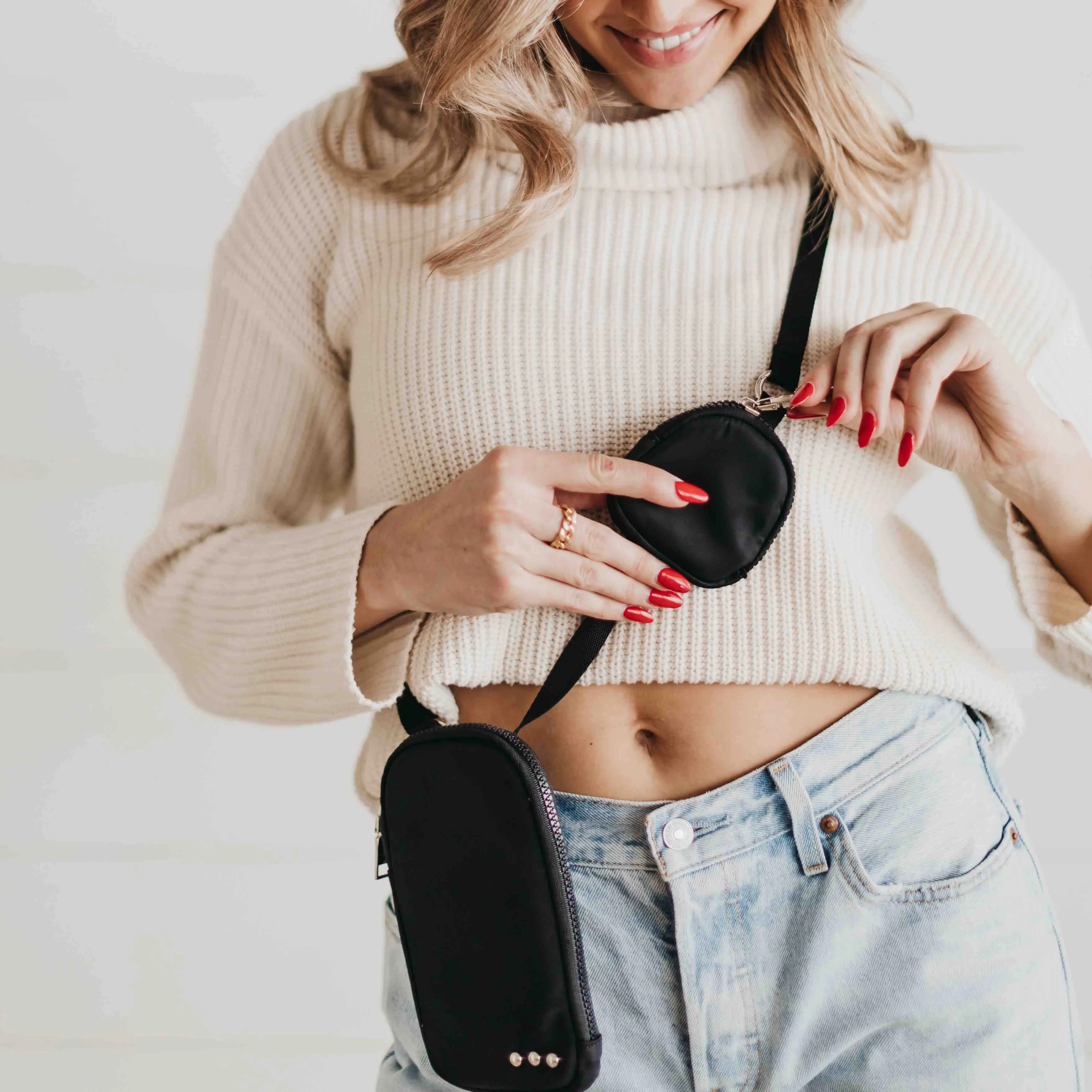 PRETTY SIMPLE Nessa Nylon Crossbody Phone Bag