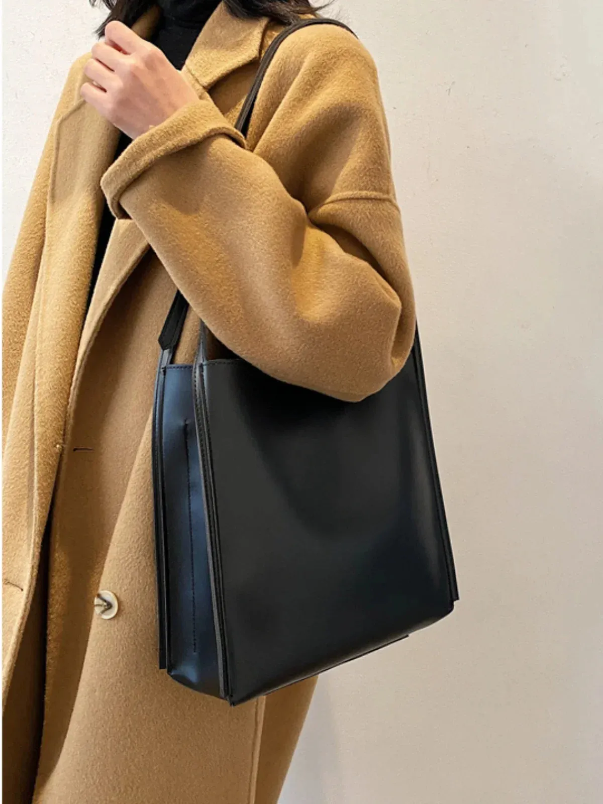 Sleek Faux Leather Bucket Shoulder Bag