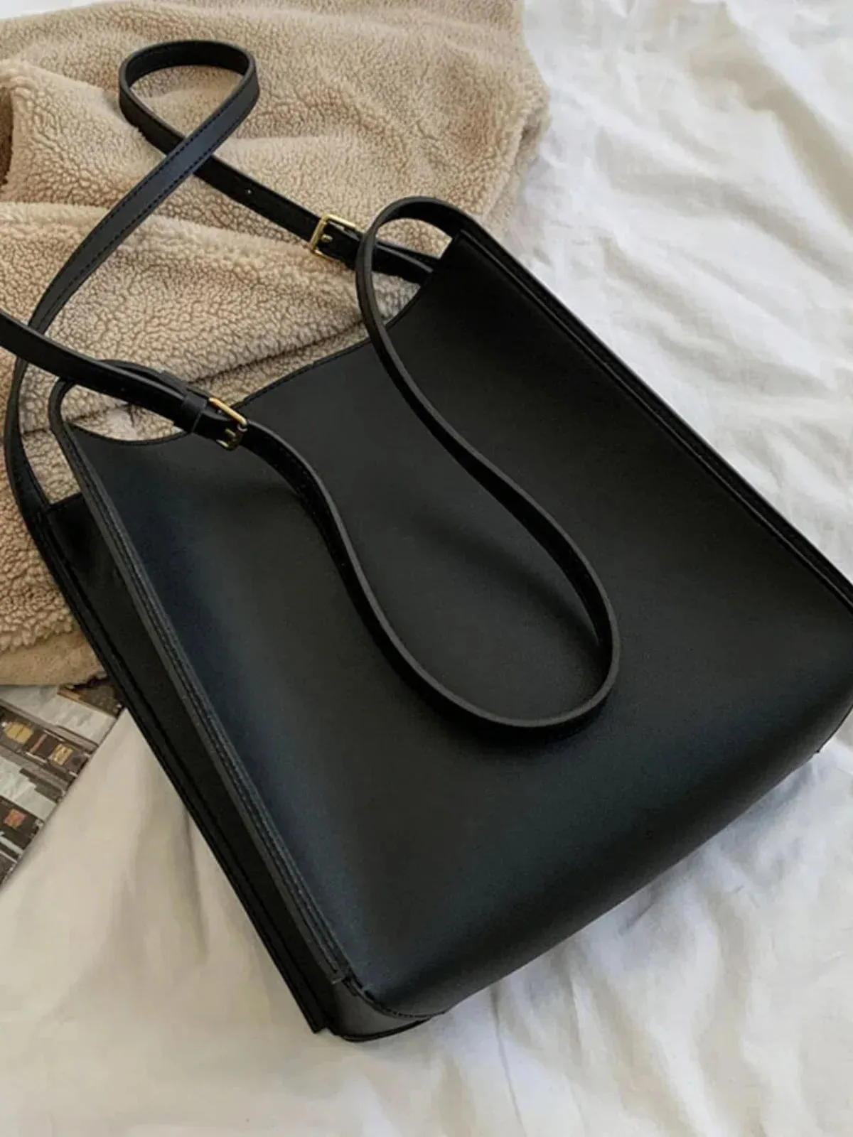 Sleek Faux Leather Bucket Shoulder Bag