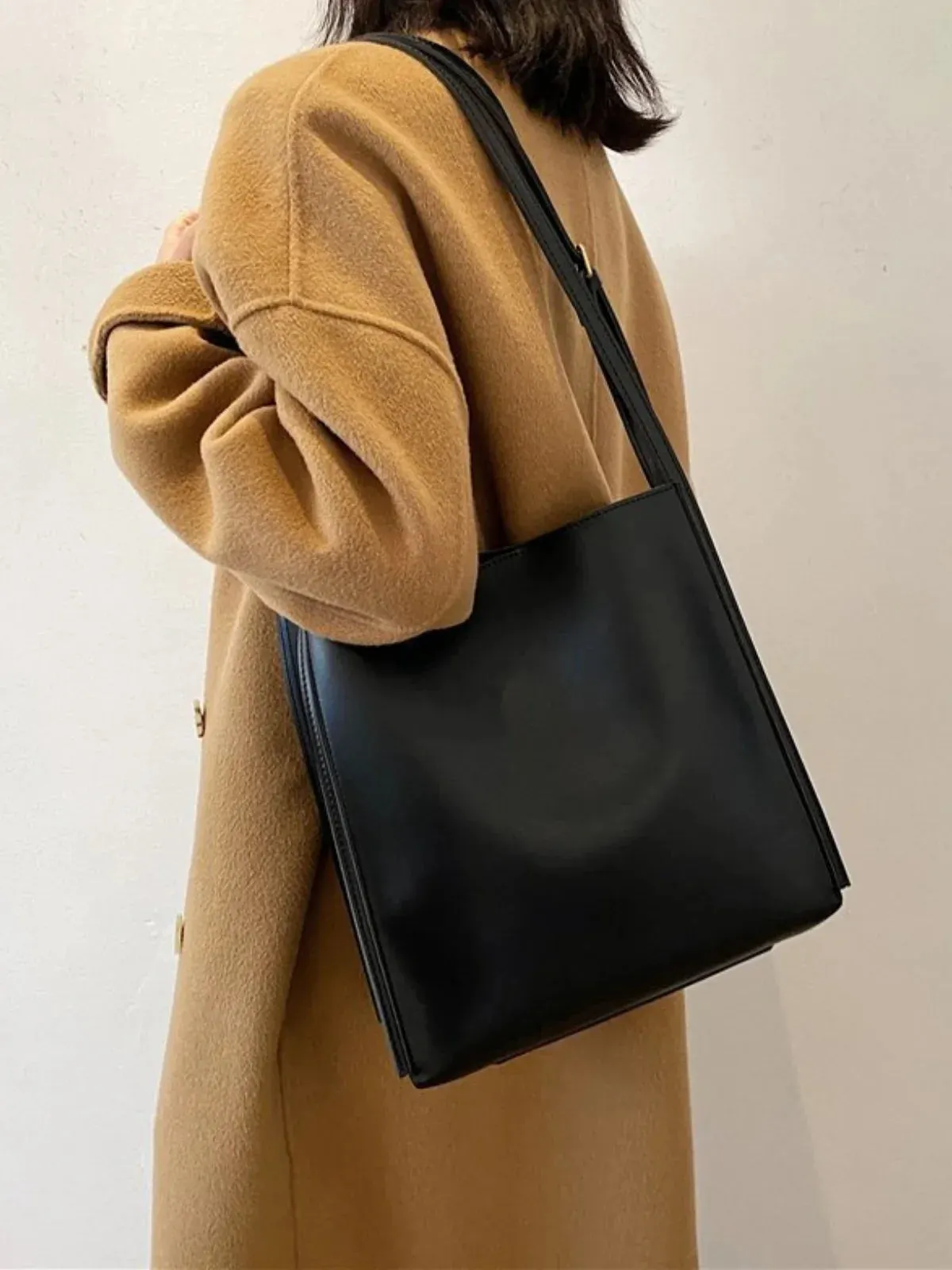 Sleek Faux Leather Bucket Shoulder Bag