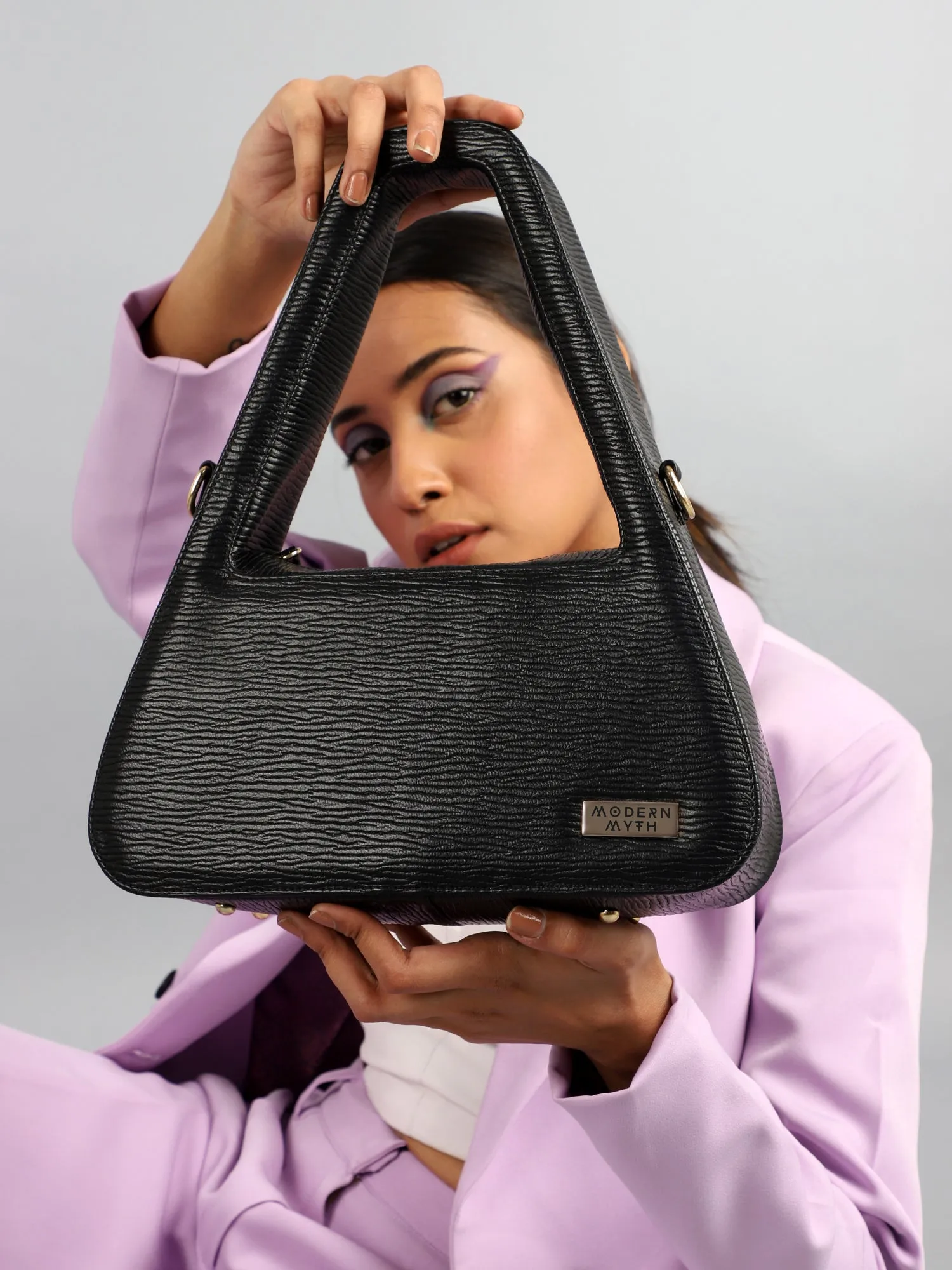 SLICE Black Ribbed Triangle Shaped Handbag | Modern Myth