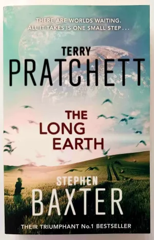 THE LONG EARTH - Terry Pratchett, Stephen Baxter